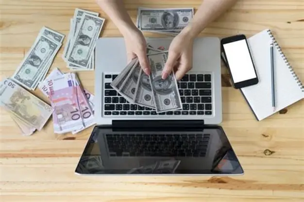 De la idea al primer cliente: cómo validar un negocio sin gastar de más